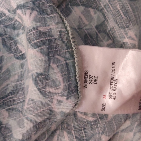 PRE OWNED WOOLRICH SHIRT SIZE M GREEN AND WHITE FLORAL PRINT - Picture 8 of 8